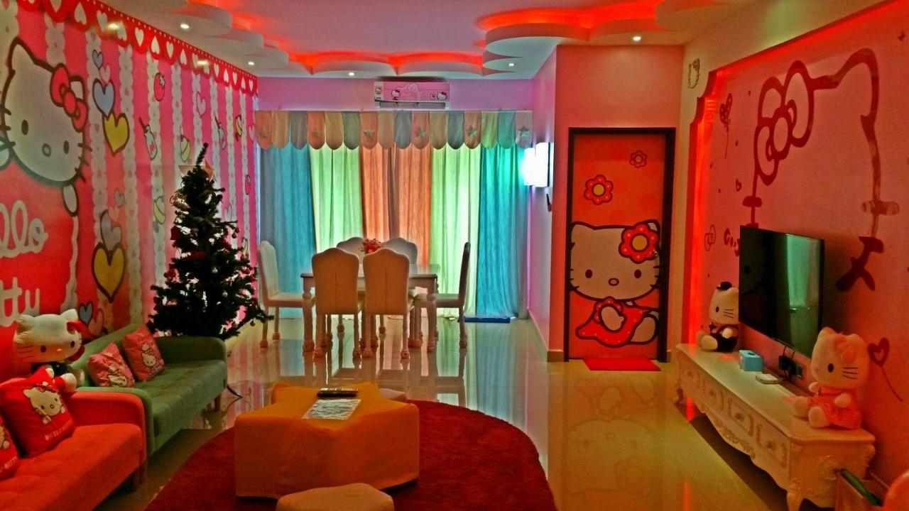 Hello Kitty Signature Suite Sandakan Pokoj fotografie